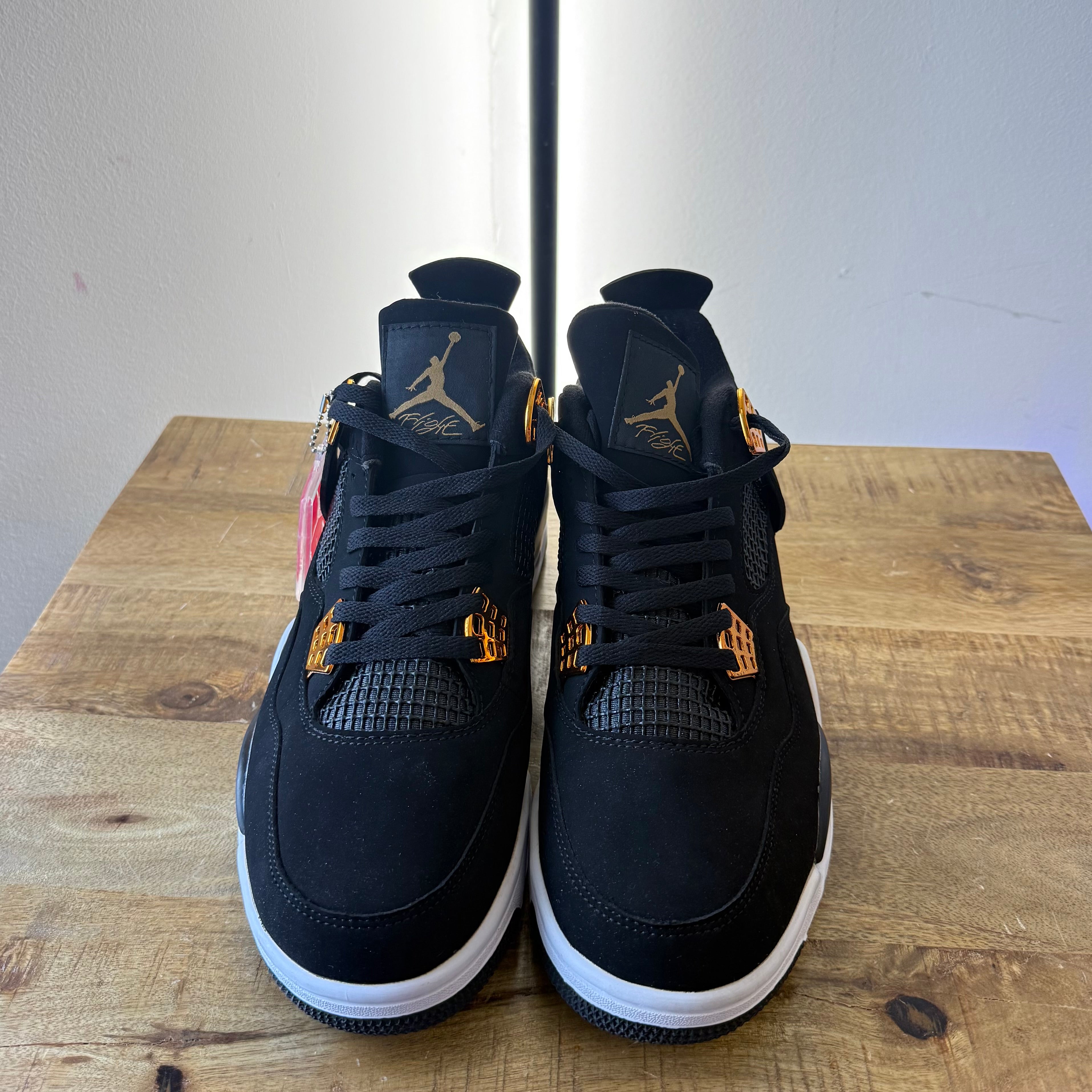 Men’s Jordan Retro 4’s “Royalty”