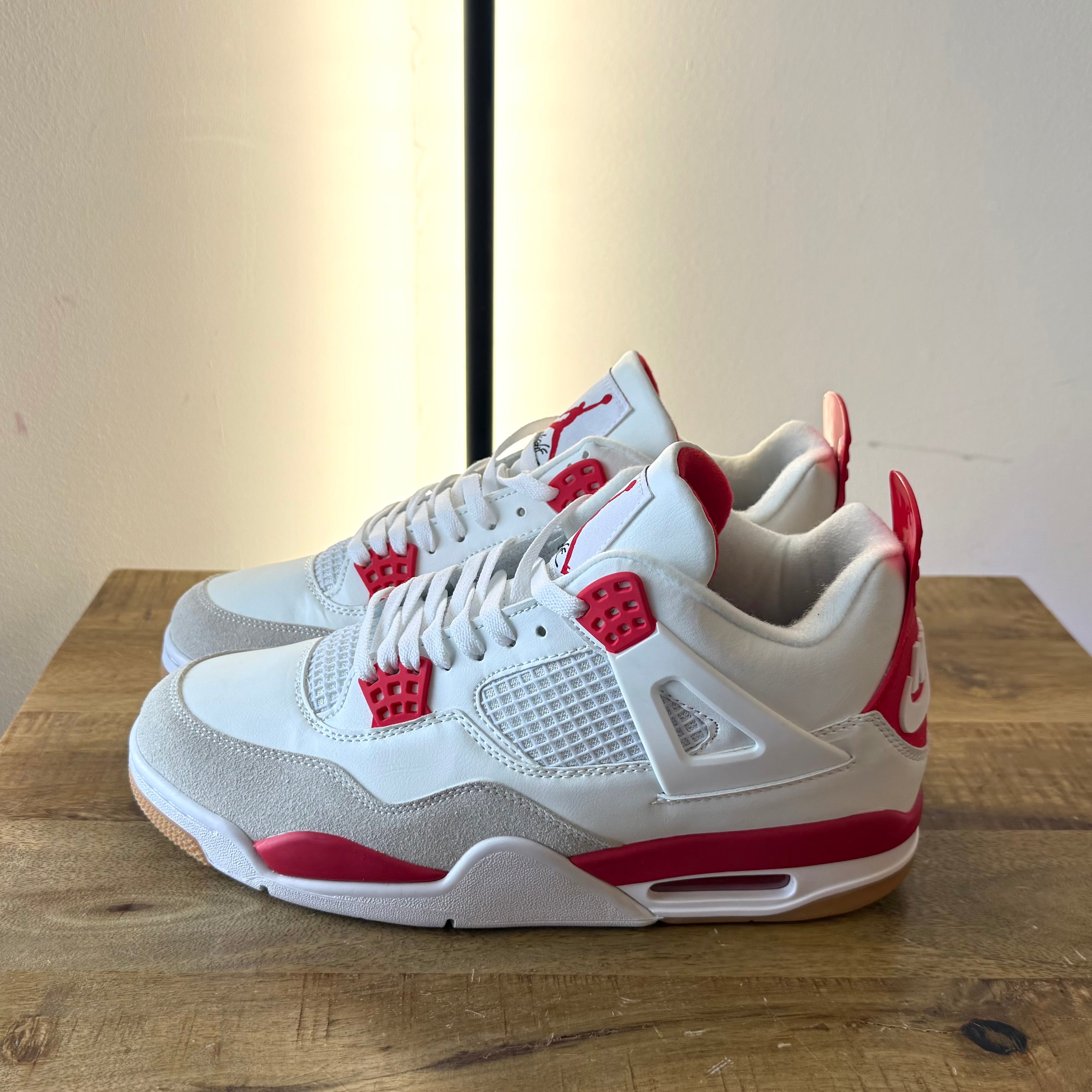 Men’s Jordan Retro 4’s