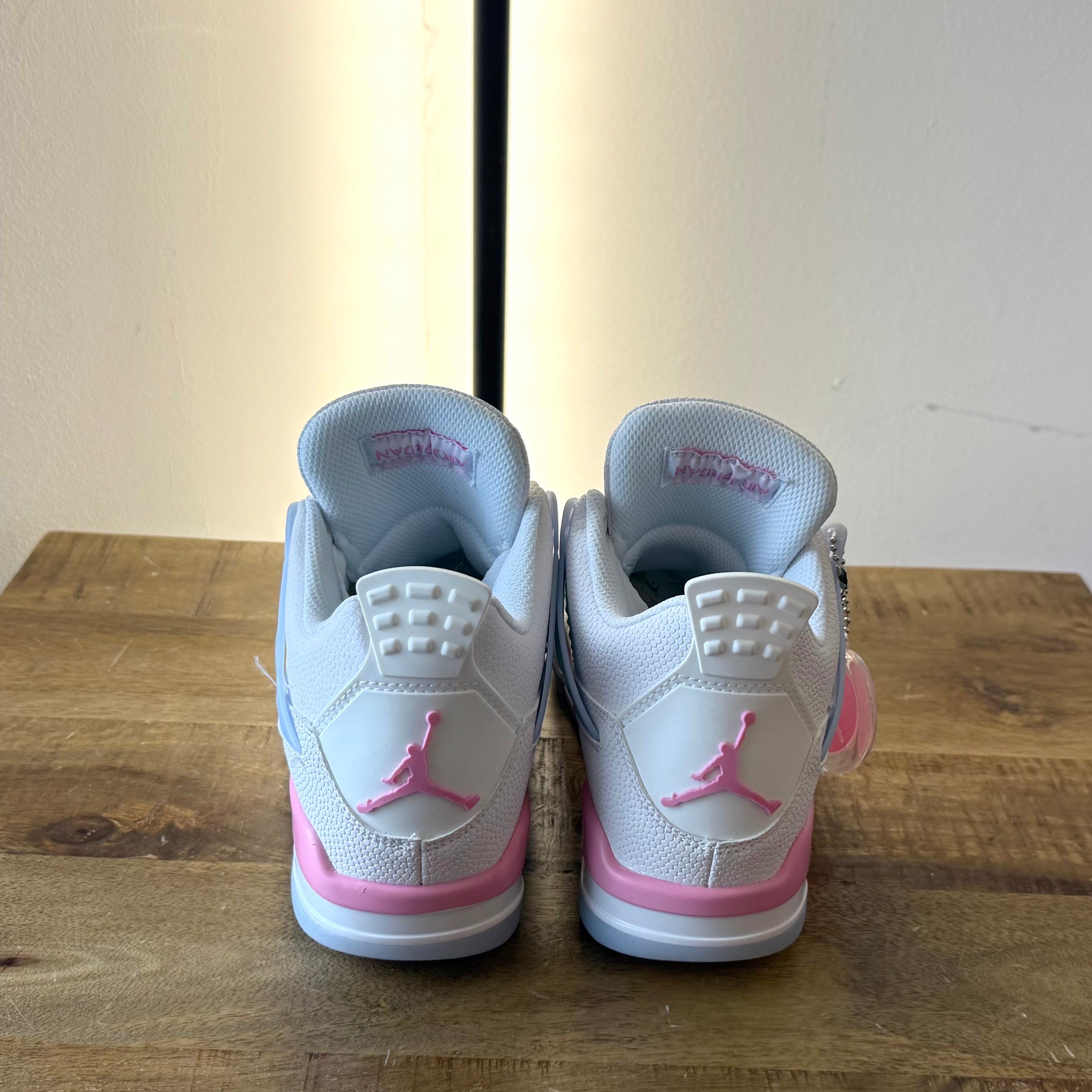 Women’s/ Youth Jordan Retro 4’s “Valentine’s Day”